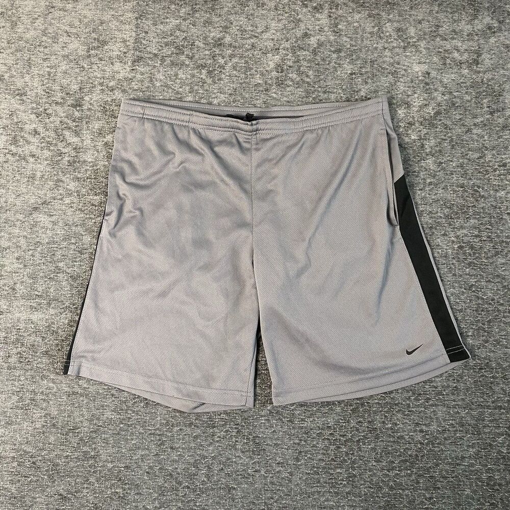 Nike Dri-Fit Basketball Shorts Size M